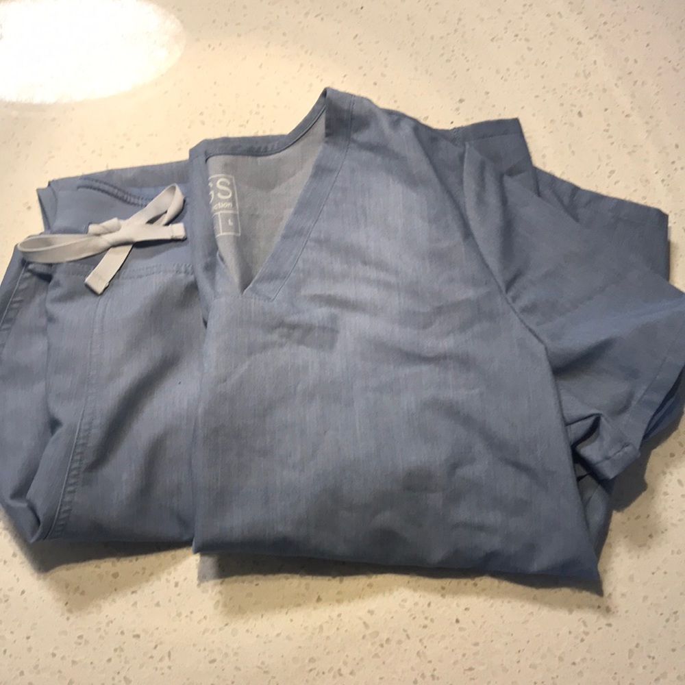 Figs scrubs set L, XL